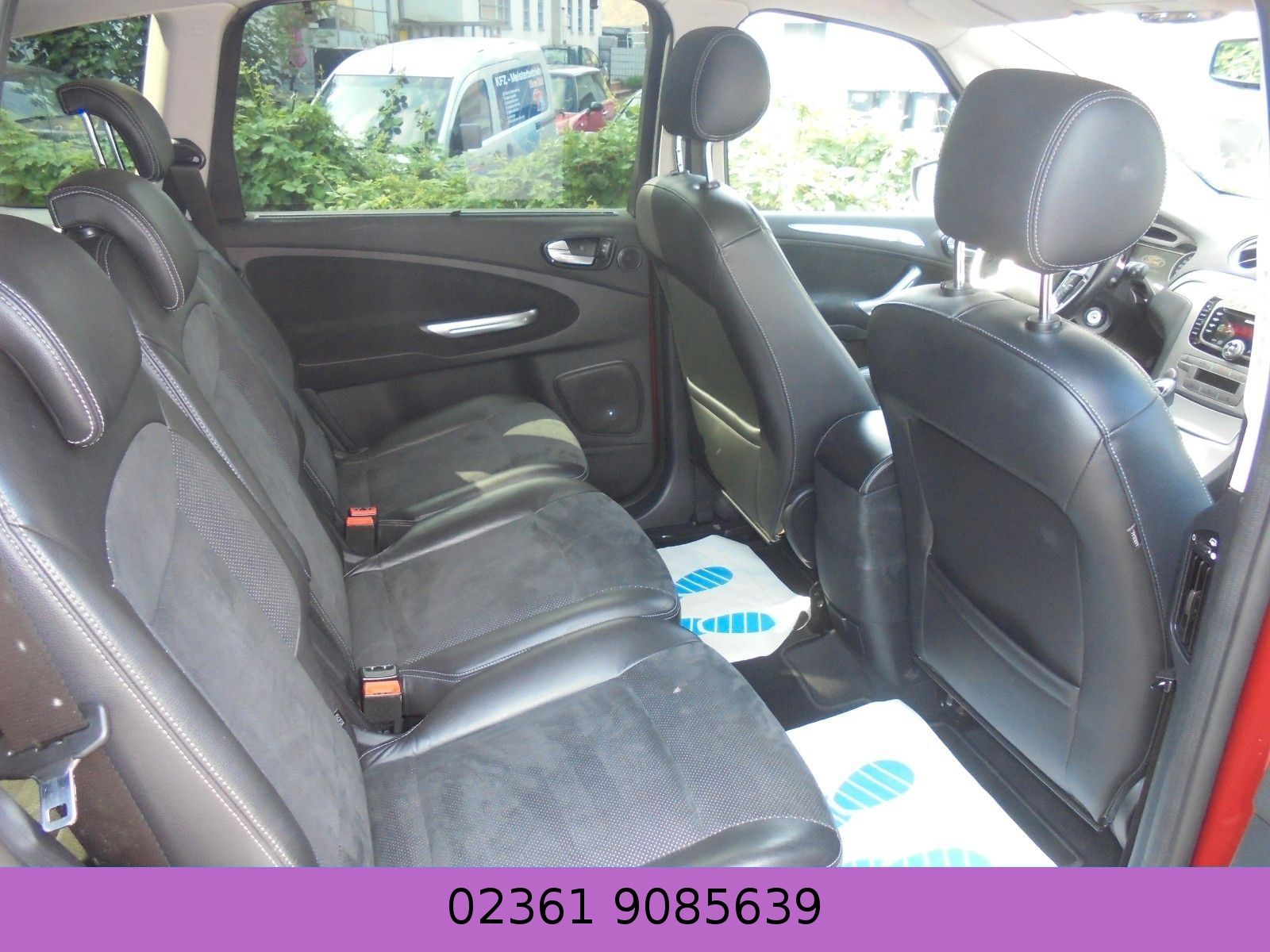 Fahrzeugabbildung Ford S-Max 2,3Titanium  Automatik/Klimaaut./7 Sitzer/