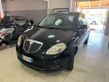 Lancia Ypsilon 1.3 MJT 90 CV Platino OK NEOPATEN - Lancia Ypsilon Platino mit Diesel-Antrieb