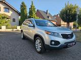 Kia Sorento Attract 2WD/Automatik/TOP ZUSTAND/1HAND - Kia Sorento mit Benzin-Antrieb