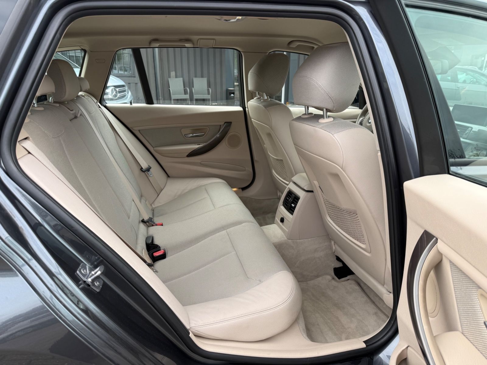 320 3 Touring 320 d xDrive*Aut.*2.HAND*NAVI*4X4*