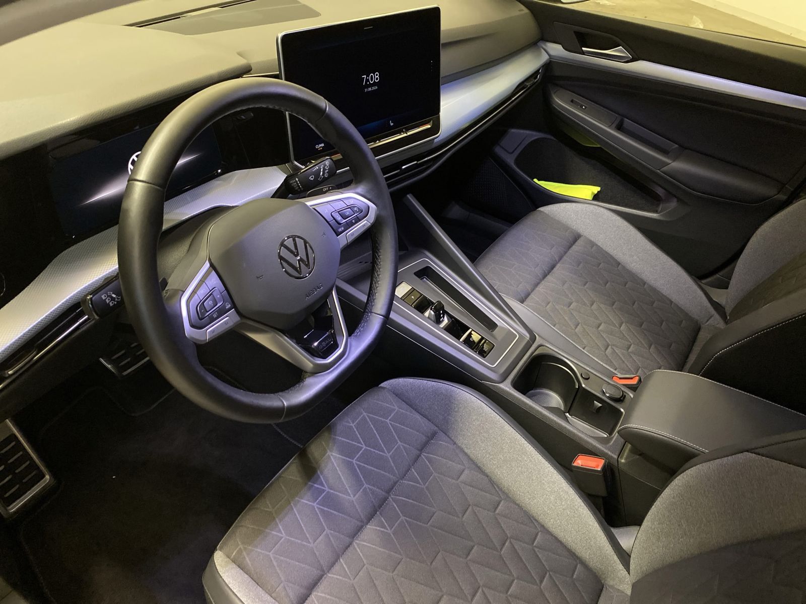 Volkswagen Golf VIII 2.0 TDI Goal IQ.LIGHT ACC DSG RFK SHZ foto 5