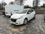 Peugeot 208 1.2 Style PureTech 82 - gebrauchte Peugeot 208 aus dem Jahr 2014
