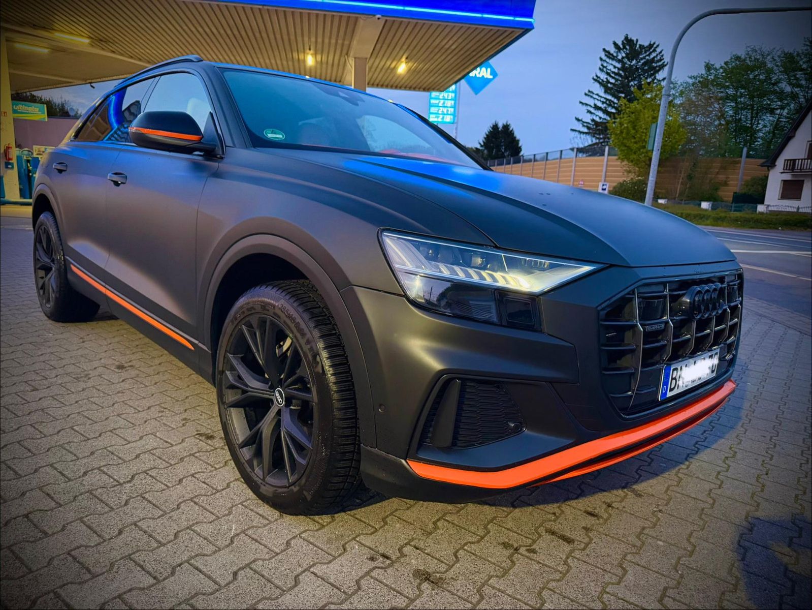 Audi Q8 45 TDI quattro S-Line Matrix-LED Leder Hued-U foto 2