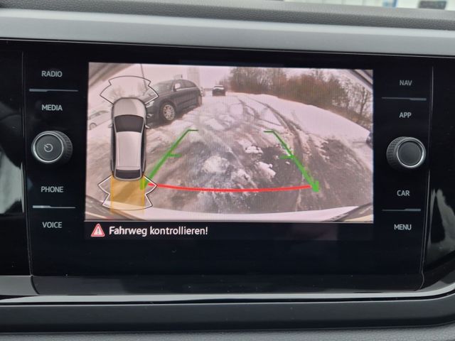 Taigo R-Line 1.5 TSI DSG, IQ.LIGHT, Navi