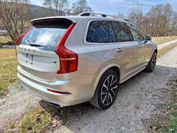 Volvo XC90 - 4