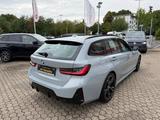 BMW 318 Baureihe 3 Touring 318 i M Sport - mit Benzin-Antrieb: Multifunktionslenkrad, Kombi, mit Klimaautomatik