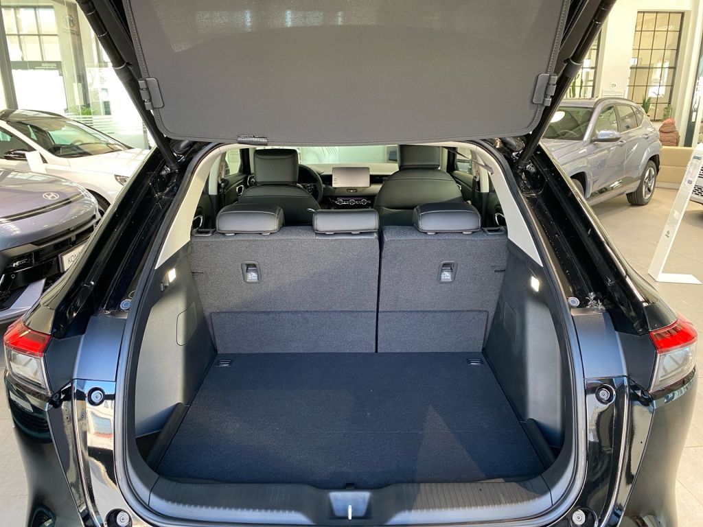 Fahrzeugabbildung Honda HR-V e:HEV 1.5 i-MMD Hybrid Advance+CAM+Carplay