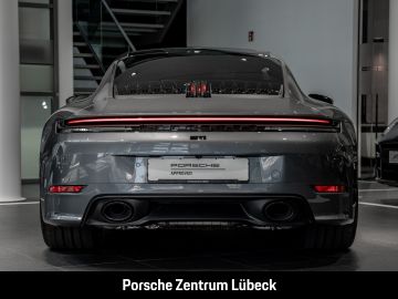 Porsche 992 - 8