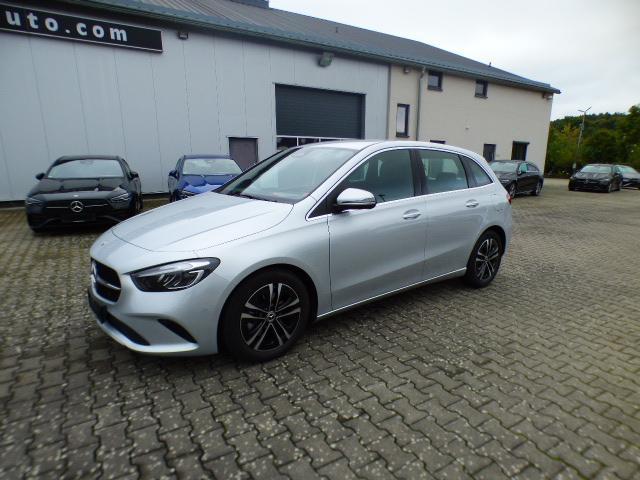 Mercedes-Benz B 180 Progressive Line Advanced Verkehrs Assist