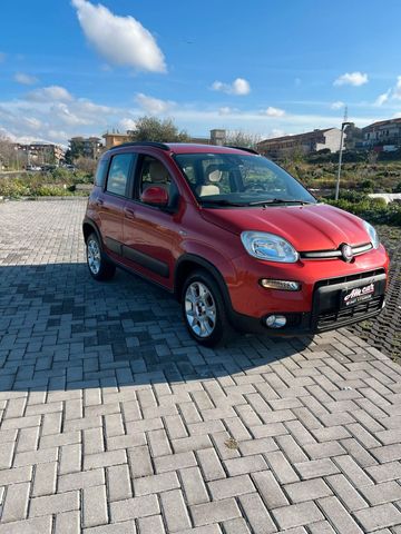 Fiat Panda 900 METANO TREKKING FULL 2014