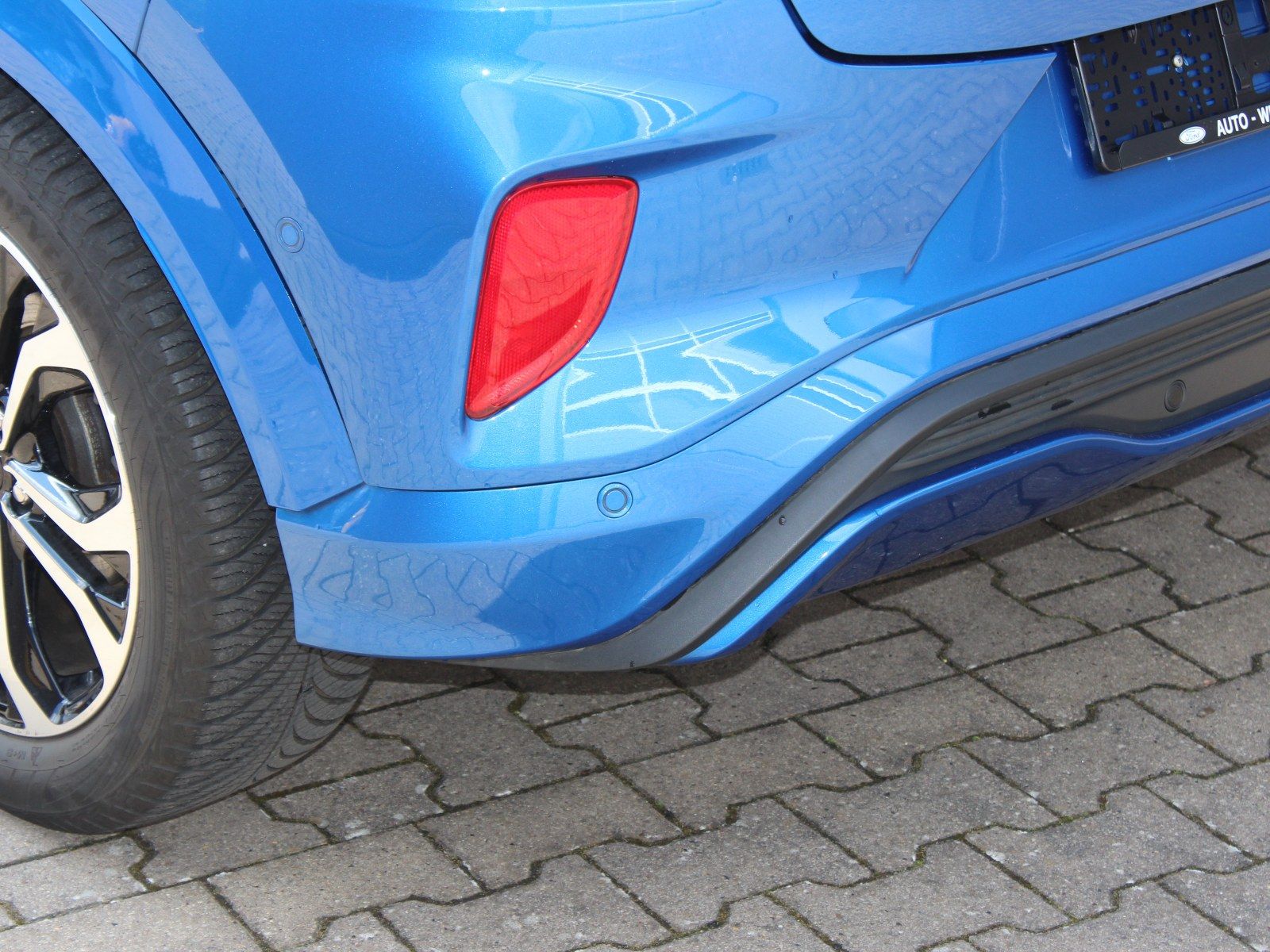 Fahrzeugabbildung Ford Puma ST-Line X 1,0 EcoBoost Mild Hybrid
