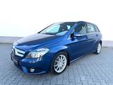 Mercedes-Benz B 200 CDI AUTOMATIK (NAVI/LEDER/PARK ASSIST./AHK - Mercedes-Benz B 200 Gebrauchtwagen in Wiesbaden