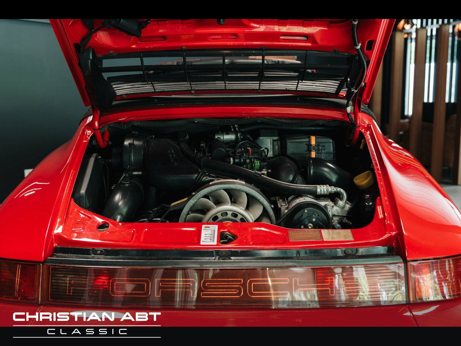 Fahrzeugabbildung Porsche 964 Cabrio Carrera4 * wenig KM * Klima * 2+