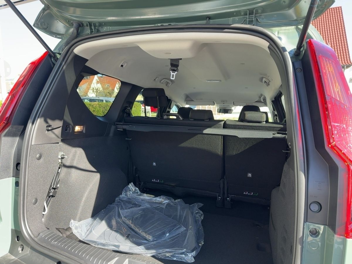 Fahrzeugabbildung Dacia Jogger Extreme+ TCe 110 EPH*SHZ*Kamera