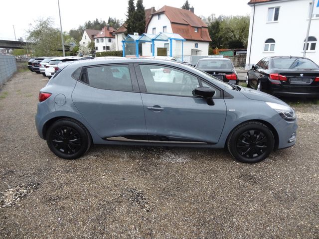 Fahrzeugabbildung Renault Clio IV Limited/Navi/51.000km/Garantie/SitzH/PDC