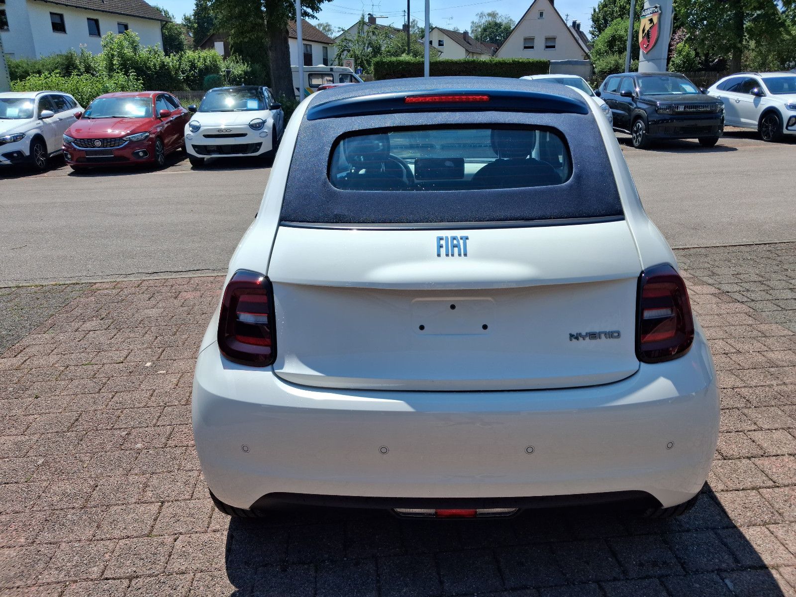 Fahrzeugabbildung Fiat 500C Dolcevita Cabrio Hybrid