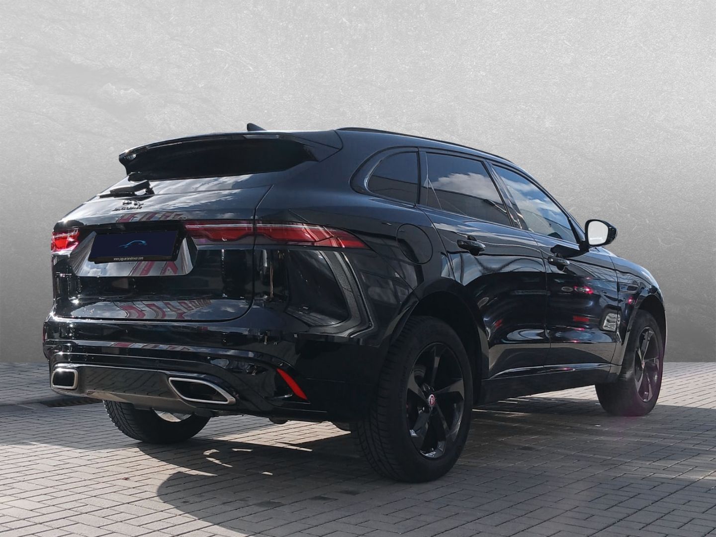 Jaguar F-Pace D300 AWD R-Dynamic SE imagem 3