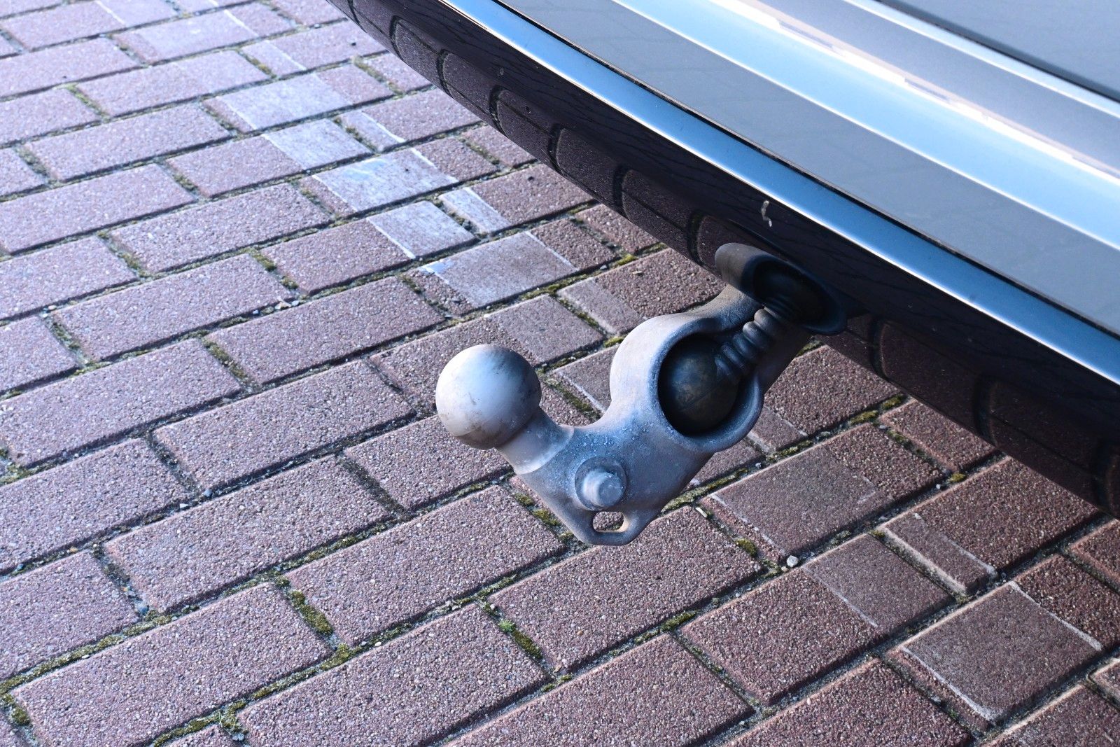 Fahrzeugabbildung Volvo XC60 B4D AWD Plus Dark*STDHZG*360°ACC*AHK