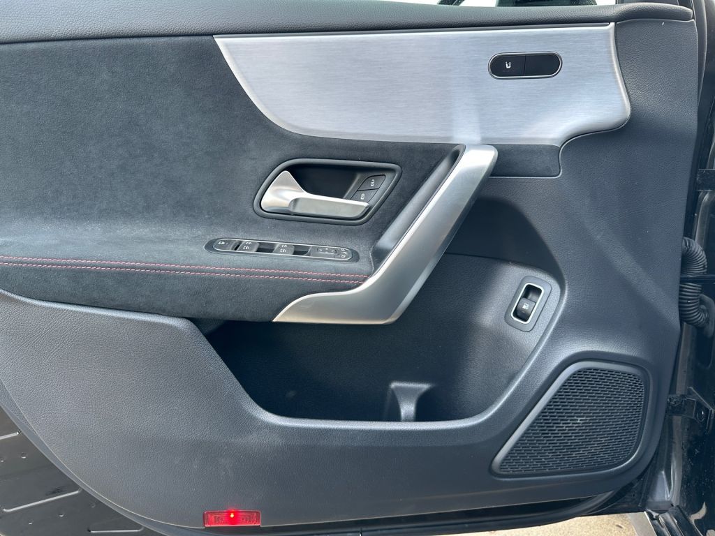 Mercedes-Benz A 250 e 8G-DCT AMG Line NAVI KAMERA 8 Fach berei – Bild 17