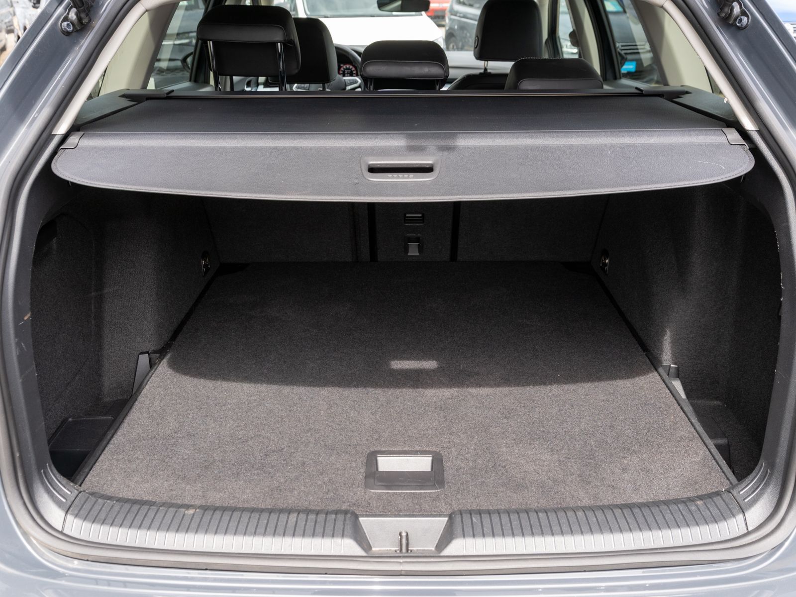Volkswagen Golf - Bild 9