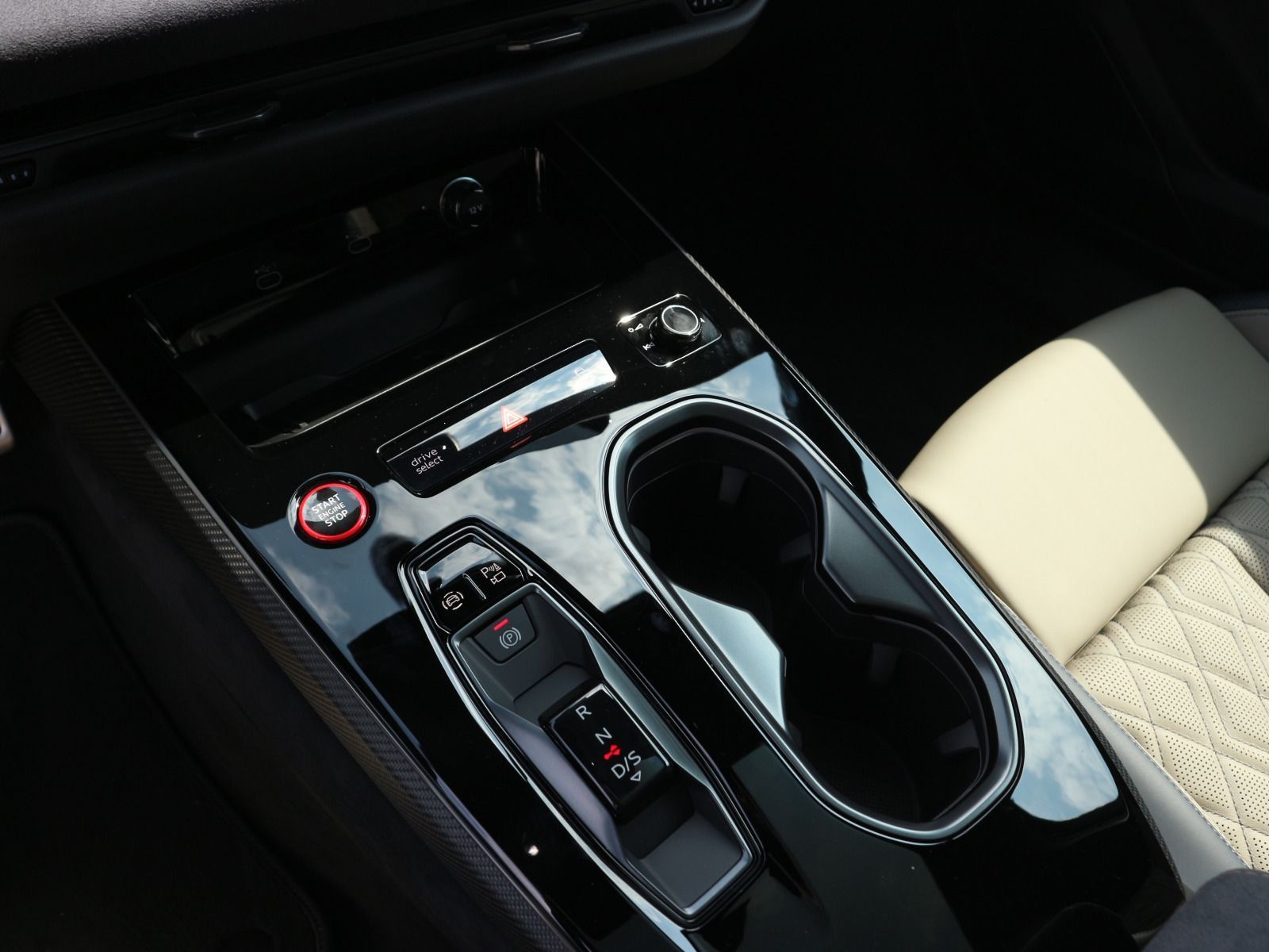 Audi A6 - Bild 14