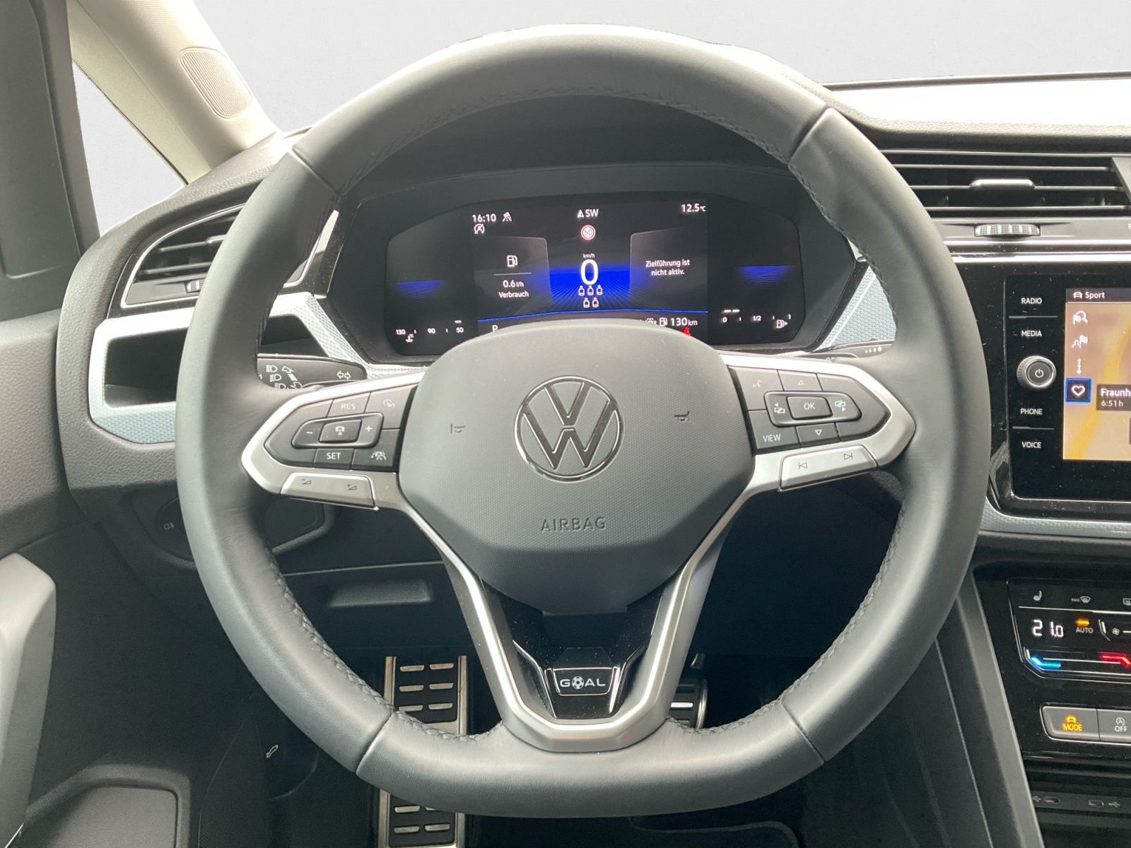 Volkswagen Touran - Bild 12