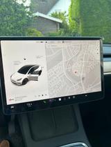 Tesla Model Y Long Range Dual Motor AWD Long Range - Tesla Model Y in Krefeld