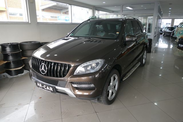 Mercedes-Benz ML 350 CDI BlueTec  Panorama - Navi- Leder