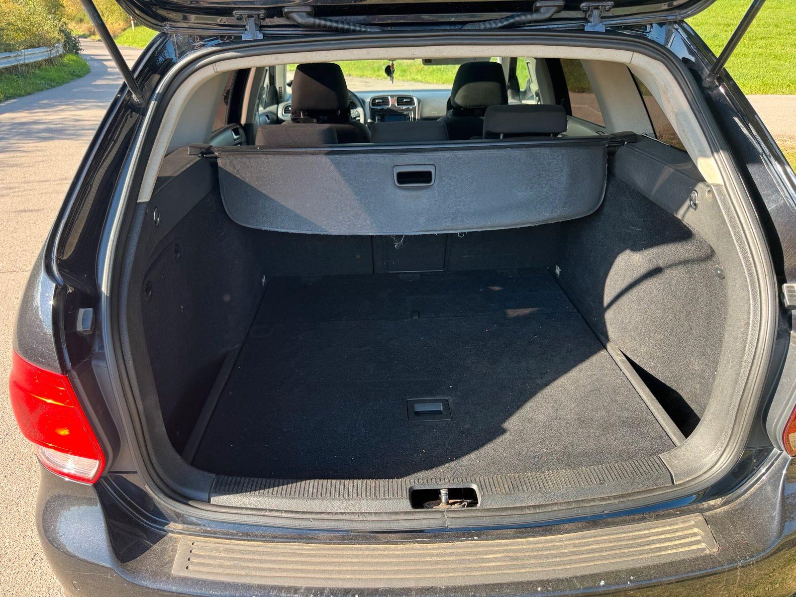 Volkswagen Golf 2011 — photo 13