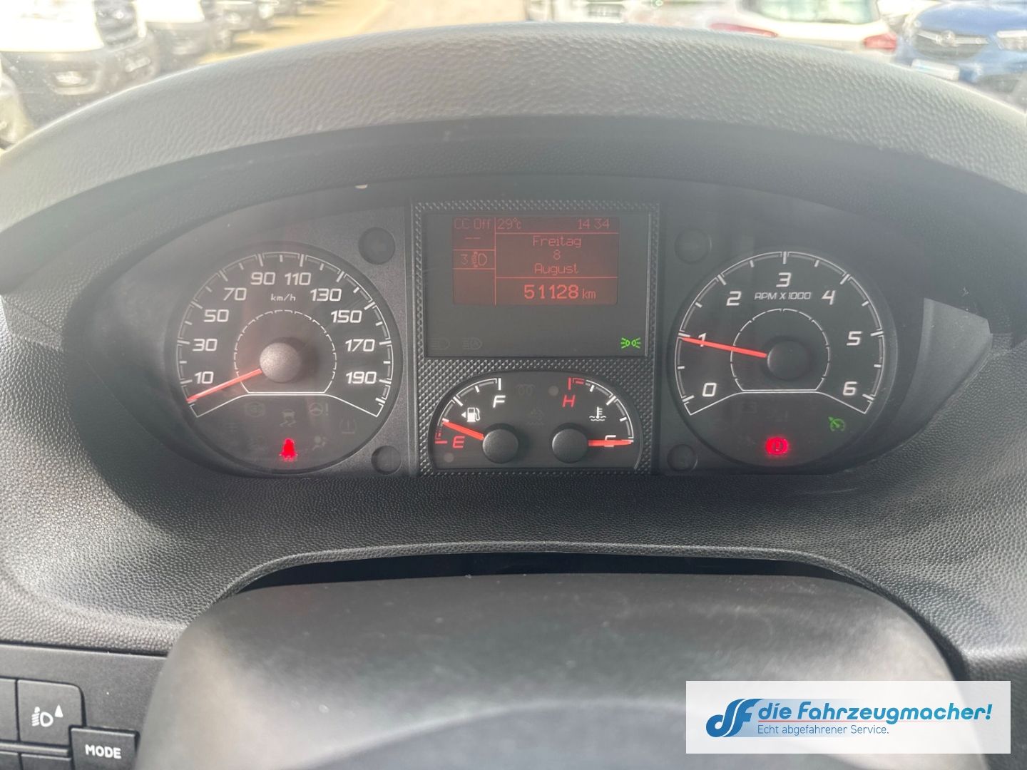 Fahrzeugabbildung Citroën Jumper Pritsche Doppelkabine DAB Spurhalteass. N