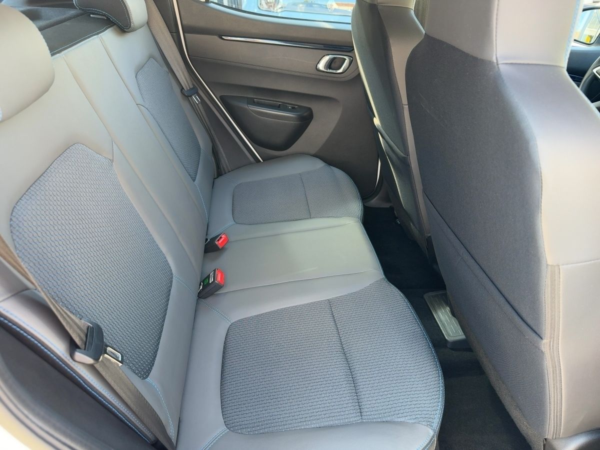 Fahrzeugabbildung Dacia Spring Comfort Plus 45 CCS Kamera Navi