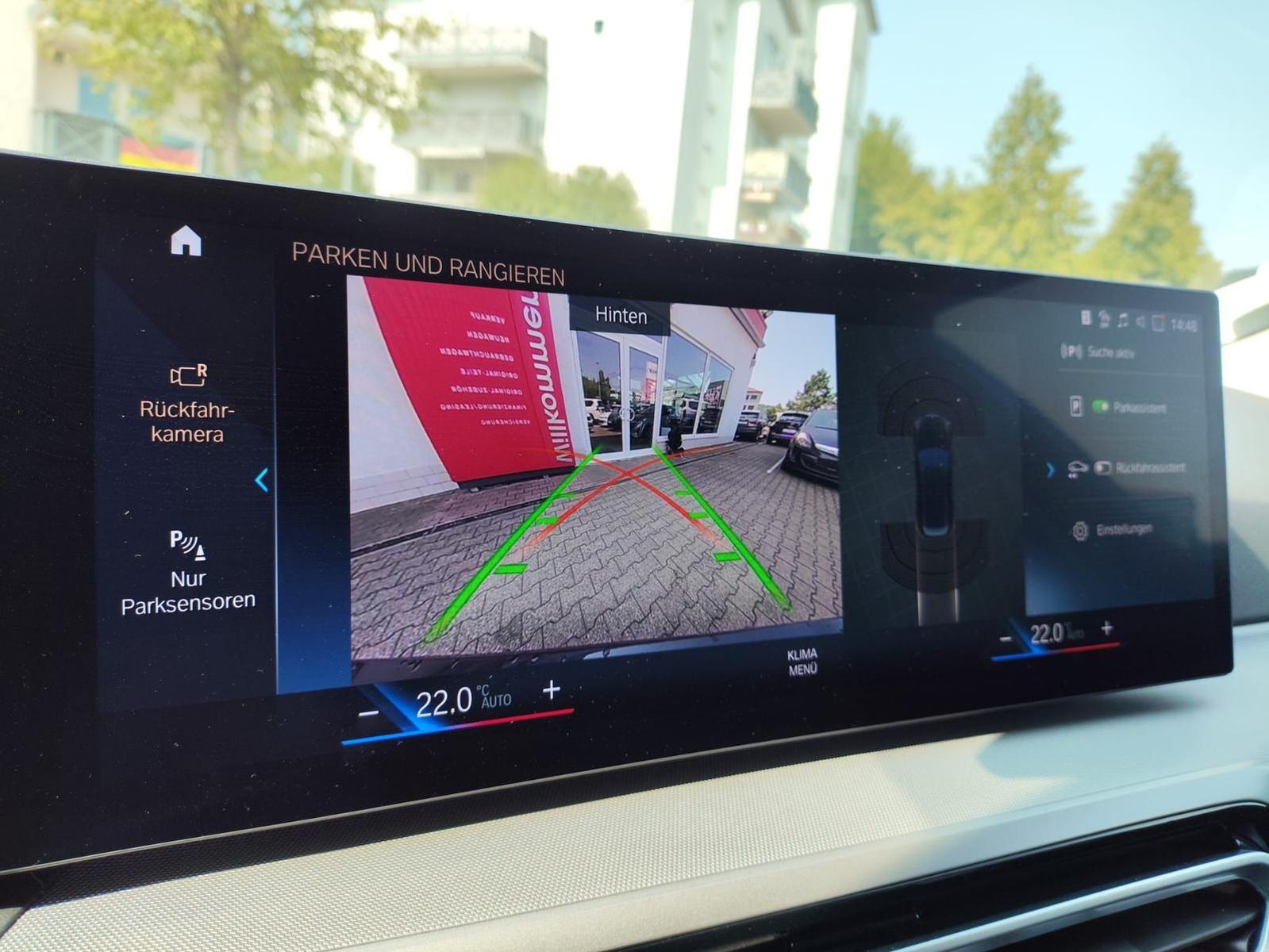 BMW 3 Series i Touring Navi HUD SHZ Totwinkel Kamera, миниатюра 11