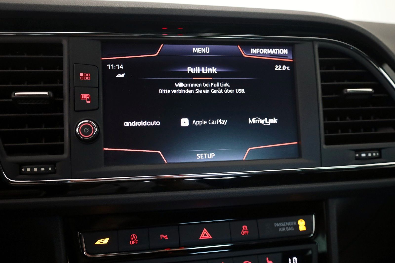 Fahrzeugabbildung SEAT Leon SC Cupra 300,T.Leder,Navi,LED,SH,Kamera,ACC