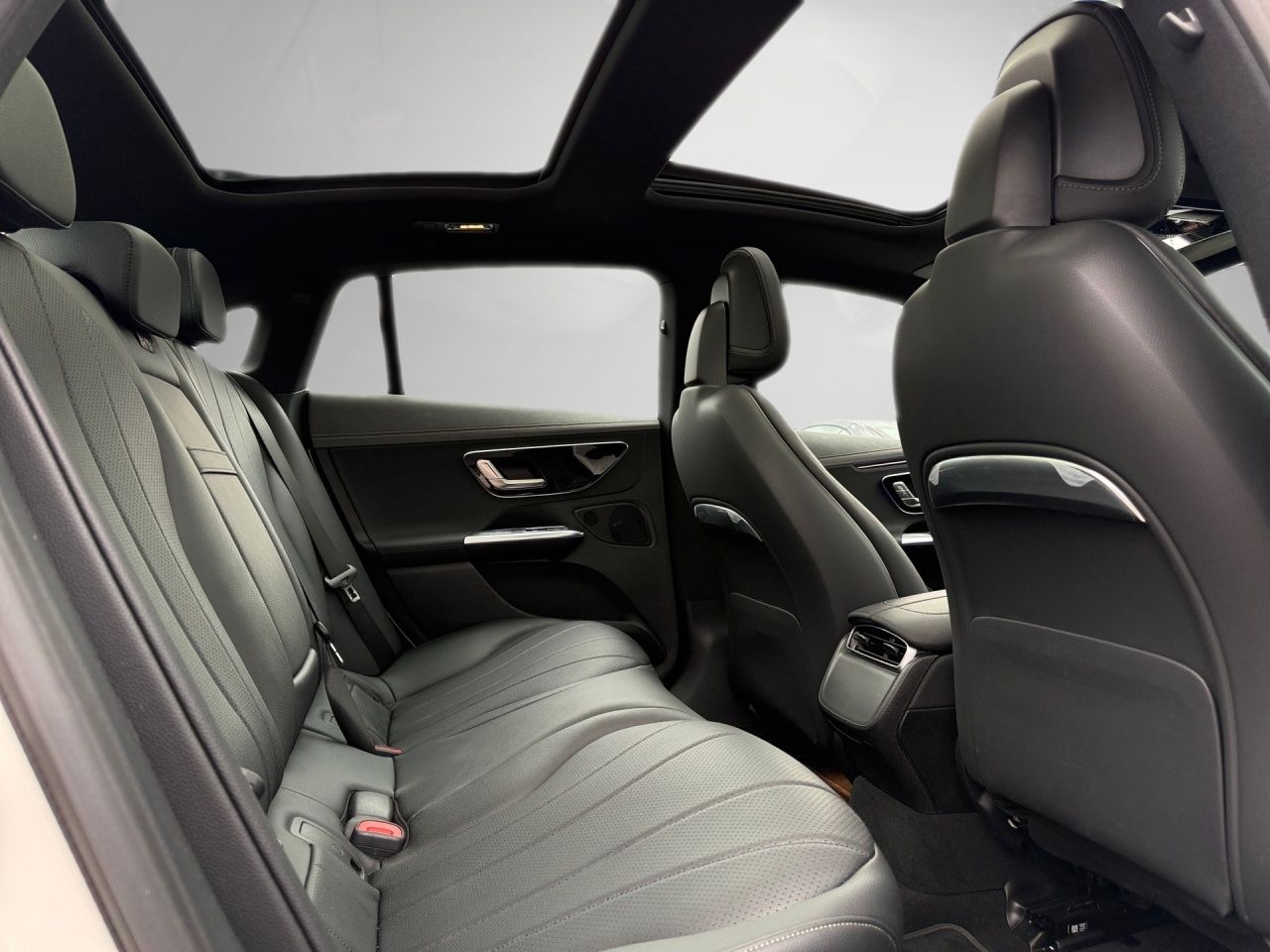 Mercedes-Benz EQE 300 Electric Art Pano Distronic Memory foto 23