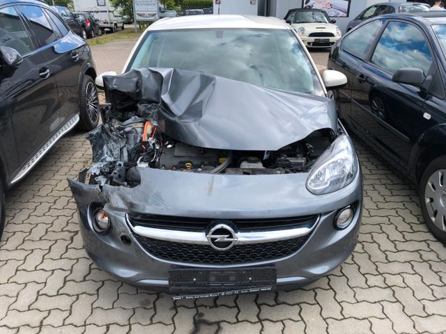 Opel Adam 120 Jahre Frontschaden