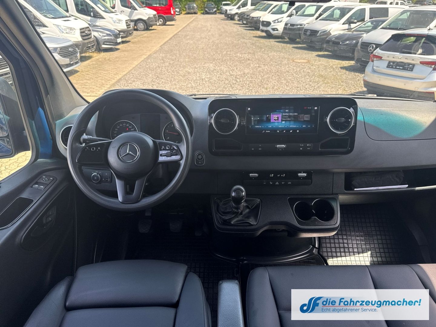Fahrzeugabbildung Mercedes-Benz Sprinter Pritsche DoKa 316 CDi L3 AHK 3,5t Kamer