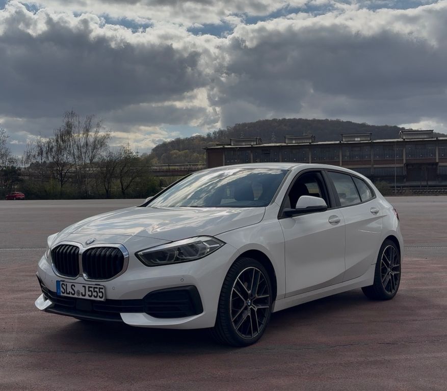 Image of BMW 118