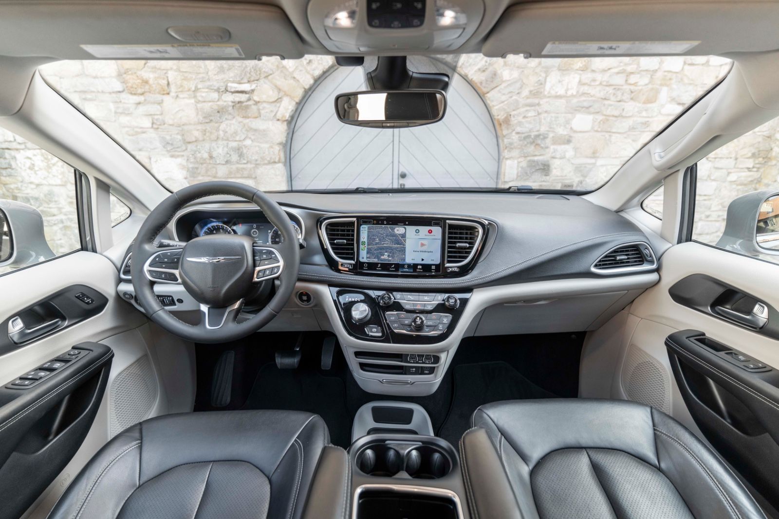Fahrzeugabbildung Chrysler Pacifica Touring LPG ACC 360° LED TOTW CARPLAY