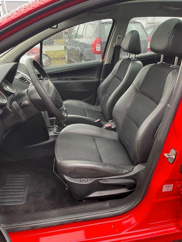 Peugeot 207 2012 — engine 1.598 cm³, 120 HP (88kW)