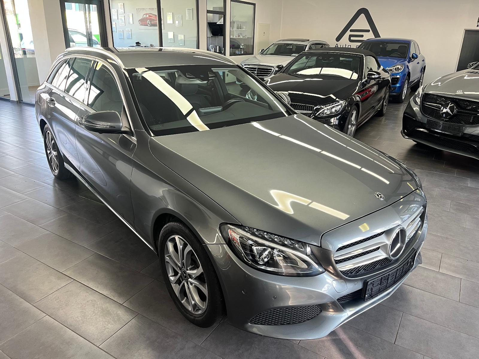Mercedes-Benz C 180 T-Modell Navi/LED/360Kamera/AHK