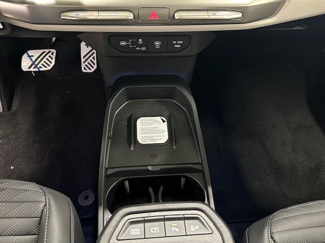 Fahrzeugabbildung Kia EV4 Fastback HUD Navi Digitales Cockpit Memory S