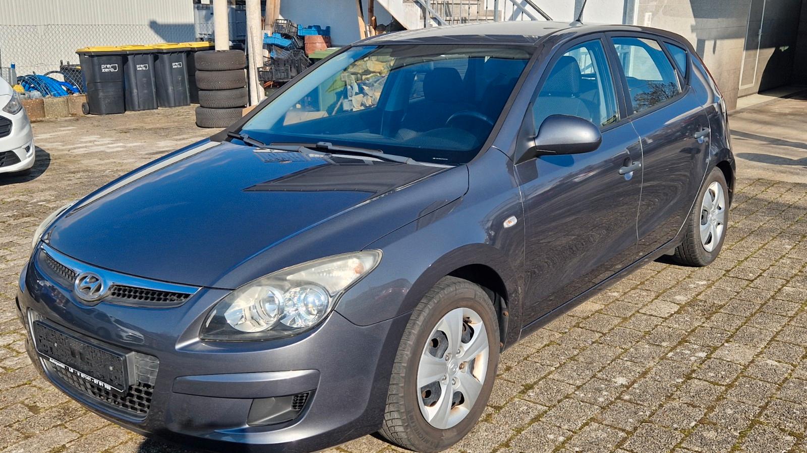 Hyundai i30 1.4  Edition*Klima*AHK*