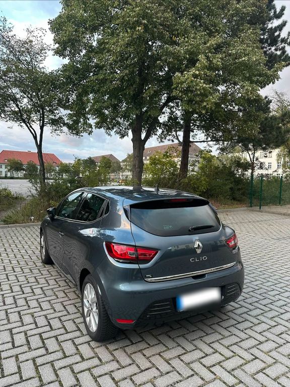 Image of Renault Clio