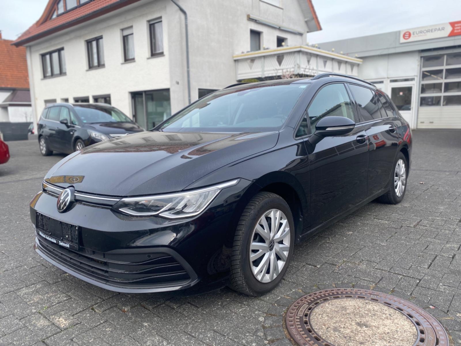 Volkswagen Golf VIII Variant 2.0TDI Life LED ACC NAVI PDC