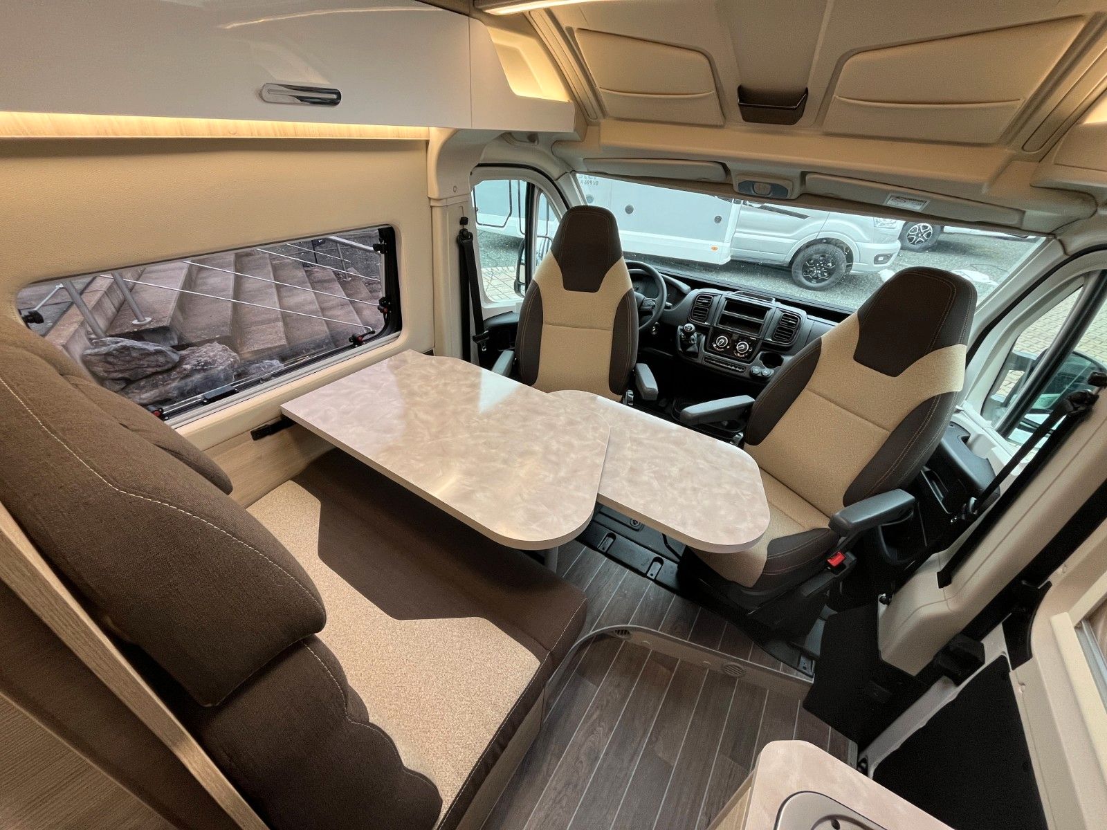 Fahrzeugabbildung Forster Vantasy V 599 HB *Modell26*Rückfahrkam.*Dieselhz