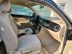 Fahrzeugabbildung Volkswagen Beetle 1.4 TSI Design XENON SHZ PDC GRA