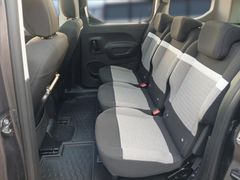 Berlingo Pure Tech 130 EAT 8 Shine M Berlingo Pure Tech 130 EAT 8 Shine M