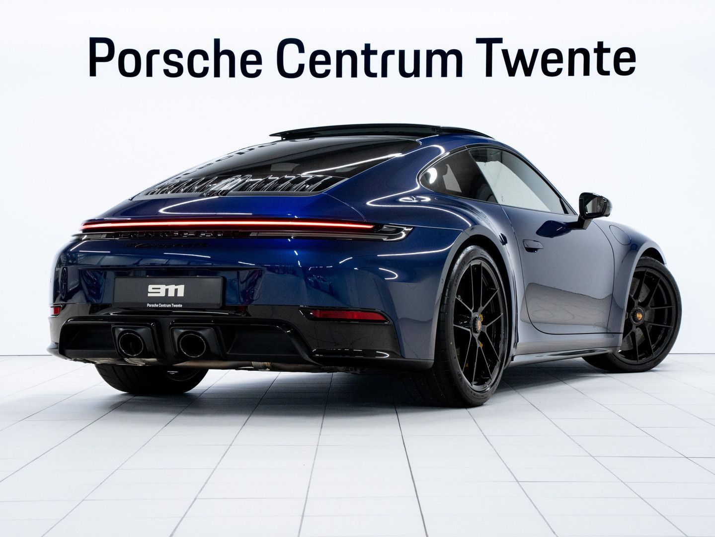Porsche 992 Carrera 4 GTS imagem 3