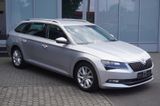 Skoda Superb Combi Style Navi/Sitzhzg/Tempo/Xenon/1.Hd - Skoda Superb in Kassel