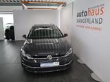 Volkswagen Golf VII Variant Highline NAVI PRO SHZ AHK - Volkswagen Golf mit Diesel-Antrieb: Schaltgetriebe
